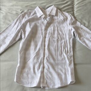 Lightweight Men's White Dress Shirt